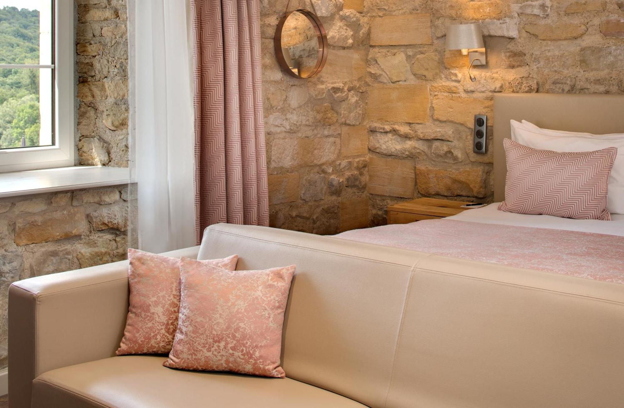Domaine De La Klauss & Spa, Restaurant Gastronomique Le K Montenach Kültér fotó